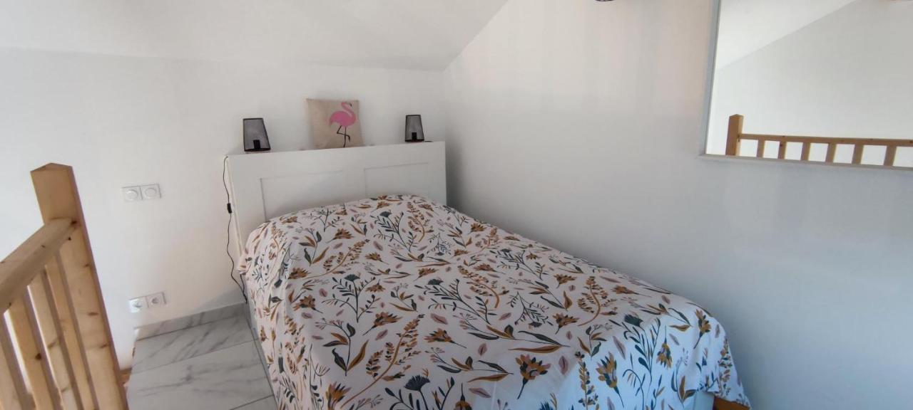 Appartement Au Coeur Des Rizieres Salin-de-Giraud Exterior foto